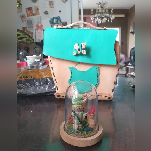 Legend of Zelda handmade leather sling bag - Picture 2 of 5